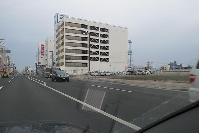 webnews今朝の北見／解体されたビル跡
