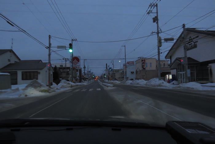 webnews今朝の北見／とん田通り、南大通り交差点から国道39号方向