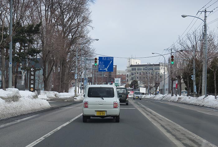 webnews今朝の北見／北見市民会館正門前から国道39号方向
