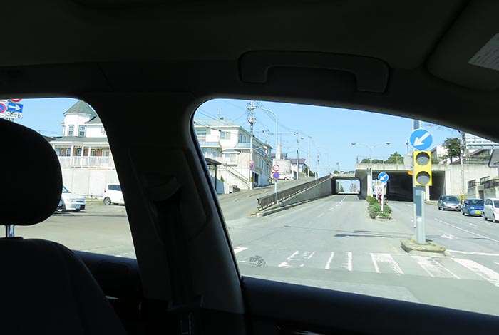 webnews今朝の北見／東９丁目歩道橋の交差点から左