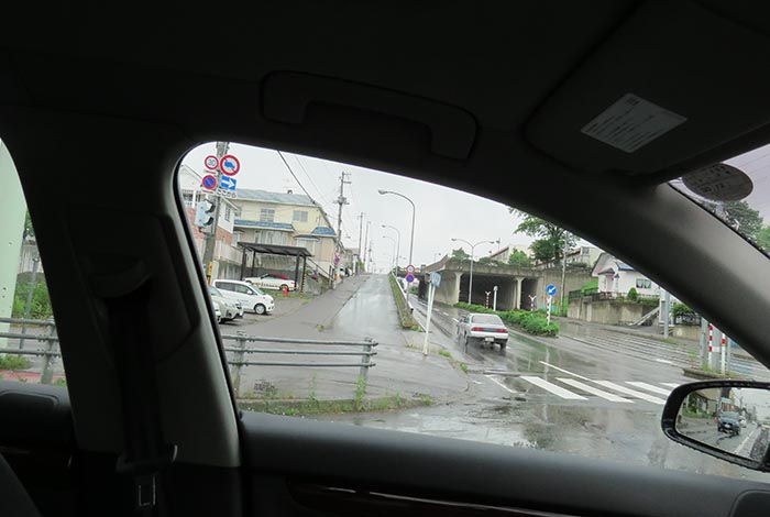 webnews今朝の北見／東９丁目歩道橋の交差点から左