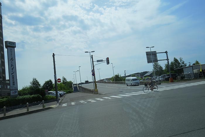 webnews今朝の北見／西４丁目通りの跨線橋側