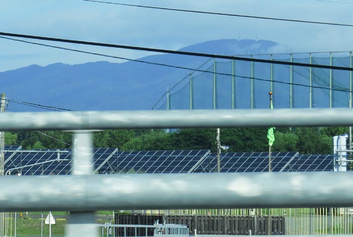 webnews今朝の北見／仁頃山頂上には開発局の無線中継施設がある