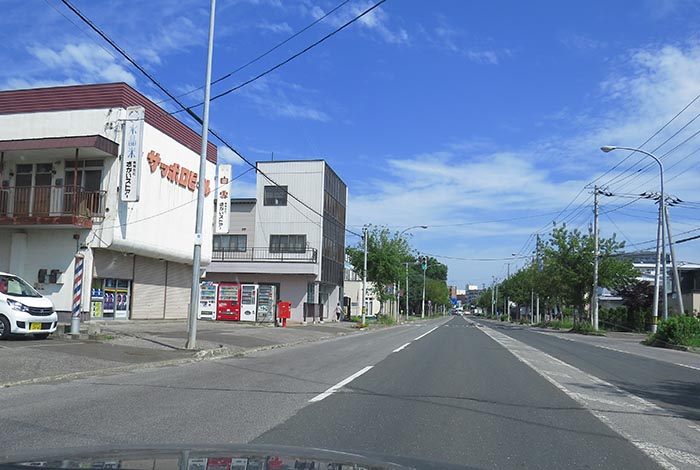 webnews今朝の北見／常盤通り、さかい商店前から北見市民会館方向