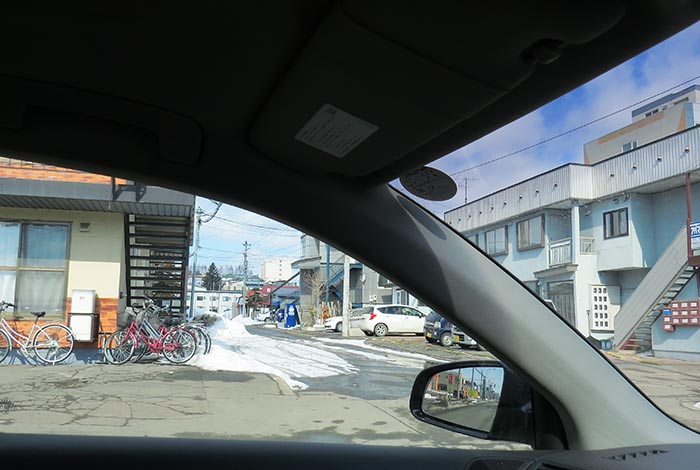 webnews今朝の北見／建物の陰に北見工業大学