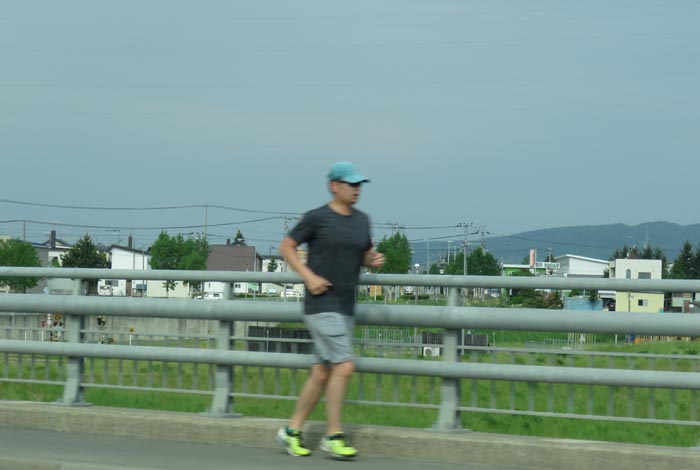 webnews今朝の北見／仁頃山頂上には開発局の無線中継施設がある