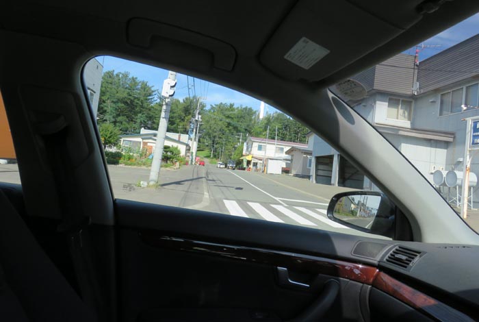 webnews¡’©‚Ì–kŒ©^Œð·“_‚©‚瓌‚T†ü‘¤‚̈ɓ¡ƒXƒgƒA[•ûŒü