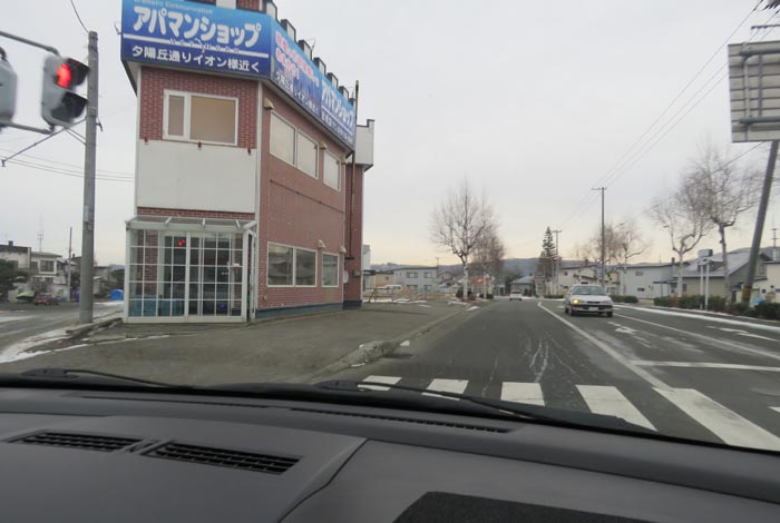webnews今朝の北見／錦町の南岸通りをとん田通り交差点から花園町の常盤通り方向
