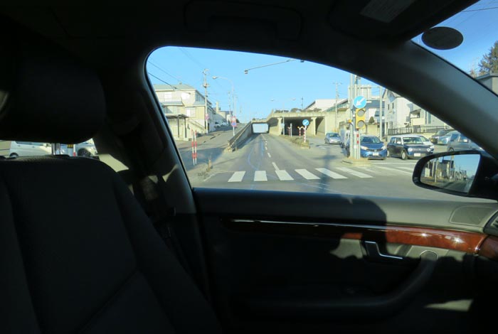 webnews今朝の北見/東9丁目歩道橋の交差点から左