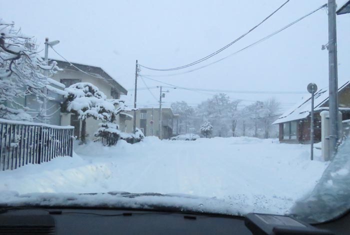 webnews今朝の北見／松浦水産駐車場裏の通り