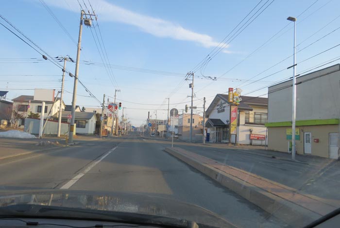 webnews今朝の北見／とん田通り、南大通り交差点から国道39号方向