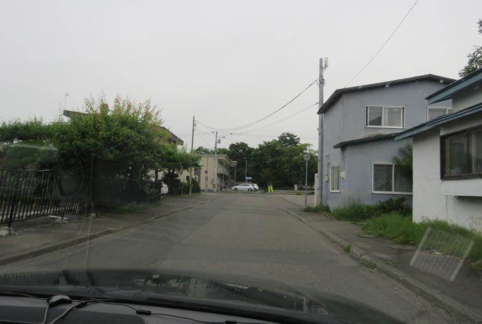 webnews今朝の北見／松浦水産駐車場裏の通り