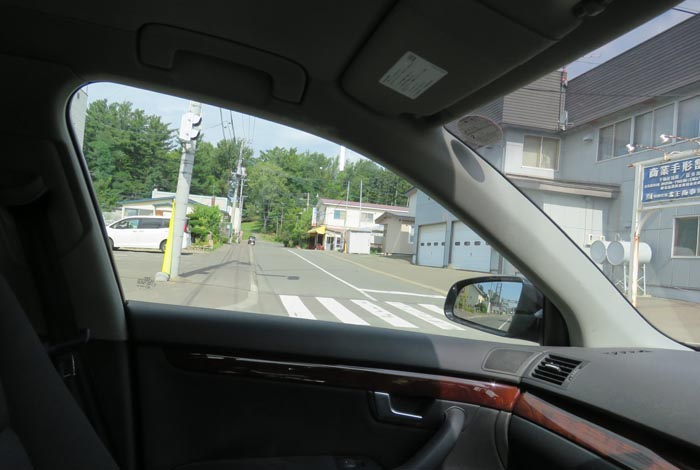 webnews¡’©‚Ì–kŒ©^Œð·“_‚©‚瓌‚T†ü‘¤‚̈ɓ¡ƒXƒgƒA[•ûŒü