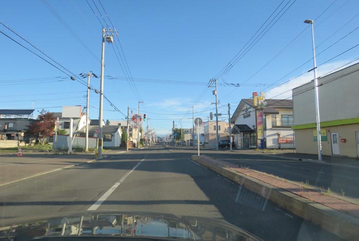 webnews今朝の北見／とん田通り、南大通り交差点から国道39号方向
