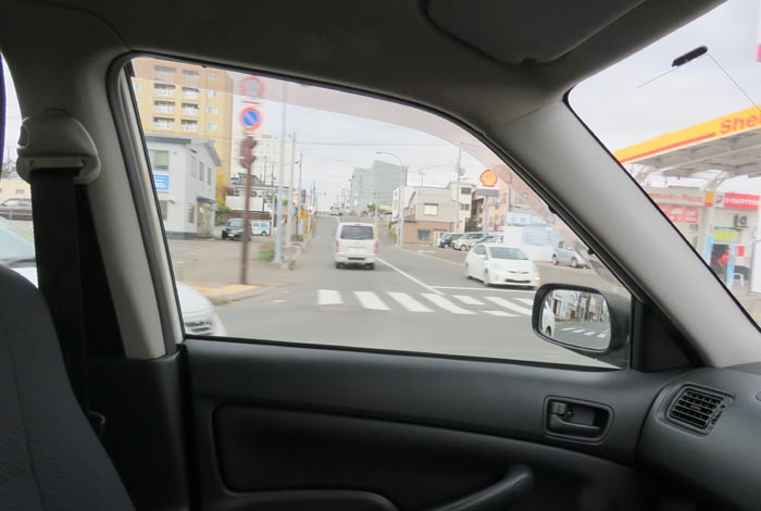webnews今朝の北見/交差点を左に入ると北見赤十字病院方向