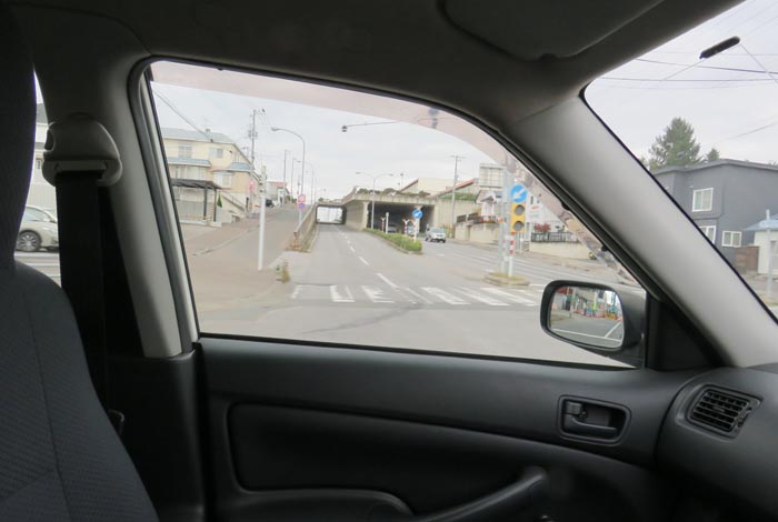 webnews今朝の北見/東9丁目歩道橋の交差点から左