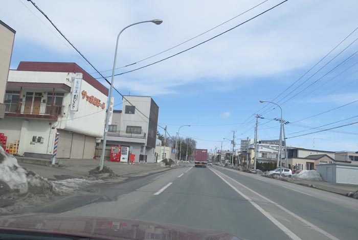 webnews今朝の北見／常盤通り、さかい商店前から北見市民会館方向