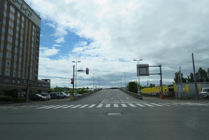 webnews今朝の北見/西4丁目通りの跨線橋側