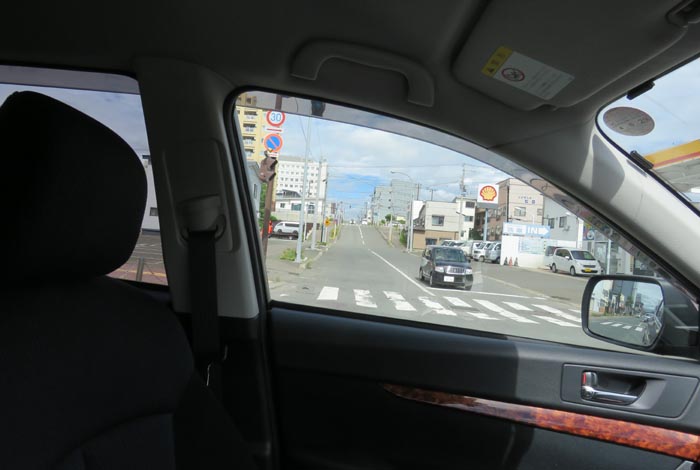 webnews今朝の北見/交差点を左に入ると北見赤十字病院方向