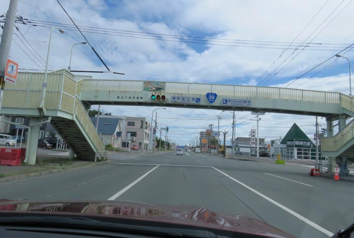 webnews今朝の北見/大通り東9丁目歩道橋