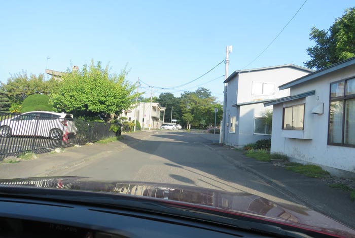 webnews今朝の北見／松浦水産駐車場裏の通り