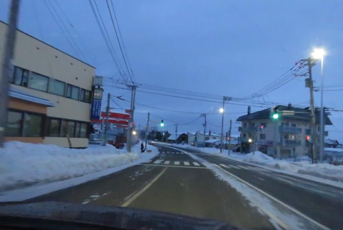 webnews今朝の北見/無加川橋を渡り南大通り交差点方向