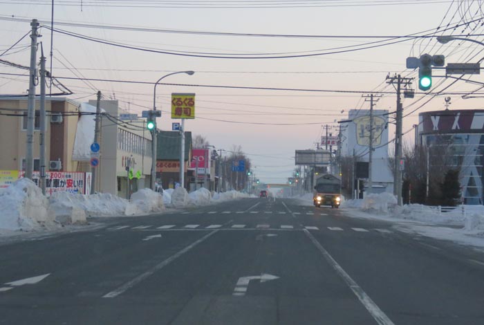 webnews今朝の北見/東6号線昭和通り交差点から奥は端野、美幌、網走、知床方面