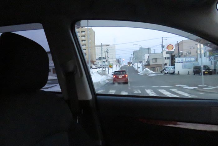 webnews今朝の北見/交差点を左に入ると北見赤十字病院方向