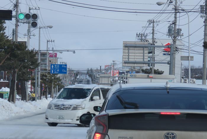 webnews今朝の北見/交差点から奥は常呂方面