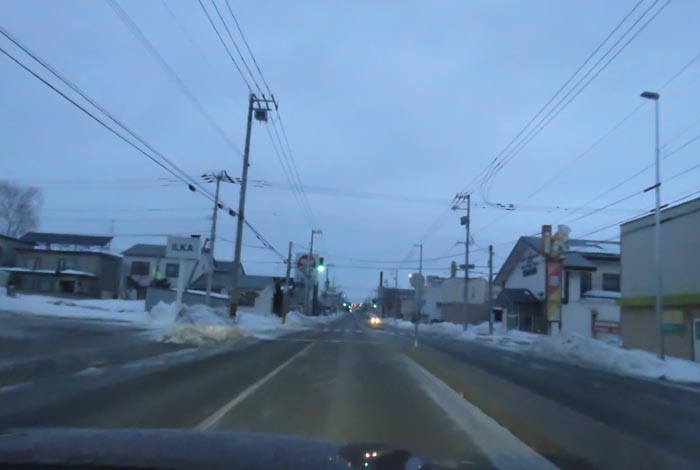 webnews今朝の北見/とん田通り、南大通り交差点から国道39号方向