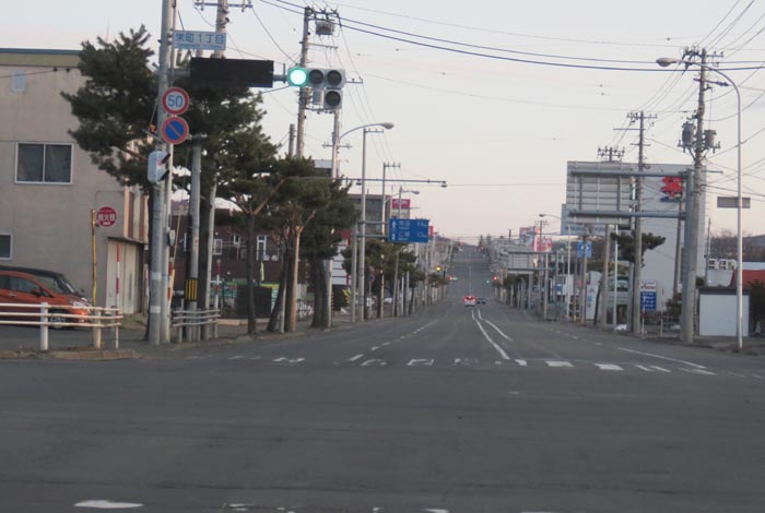 webnews今朝の北見/交差点から奥は常呂方面