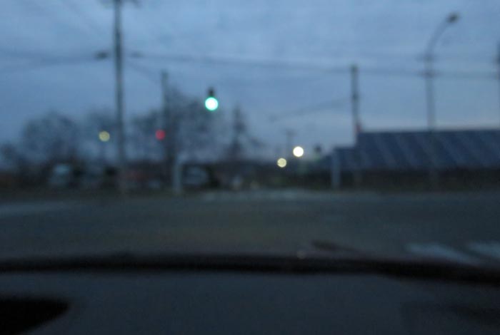 webnews今朝の北見/交差点から奥が無加川の右岸堤防