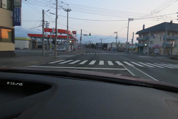 webnews今朝の北見/無加川橋を渡り南大通り交差点方向
