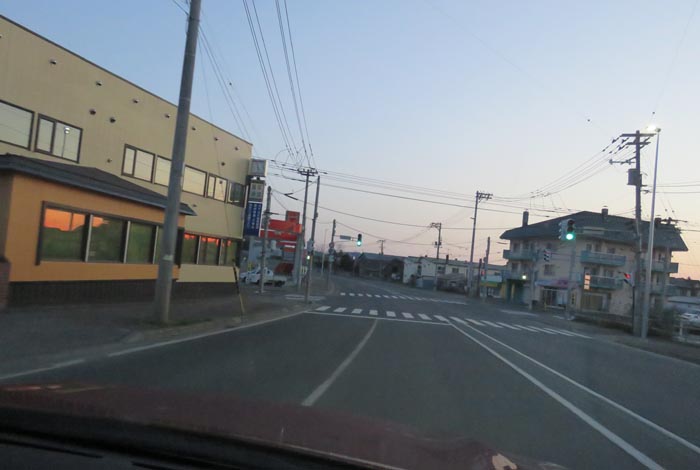 webnews今朝の北見/無加川橋を渡り南大通り交差点方向