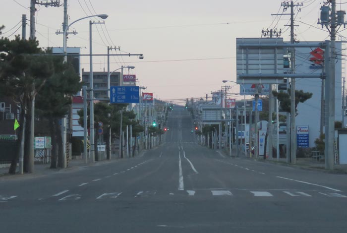 webnews今朝の北見/交差点から奥は常呂方面