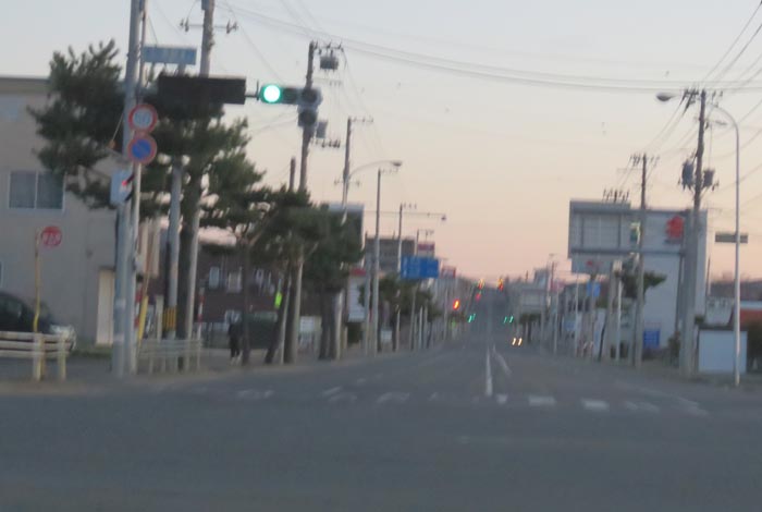 webnews今朝の北見/交差点から奥は常呂方面