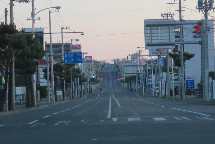 webnews今朝の北見/交差点から奥は常呂方面