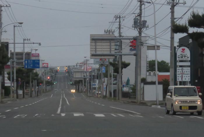 webnews今朝の北見/交差点から奥は常呂方面