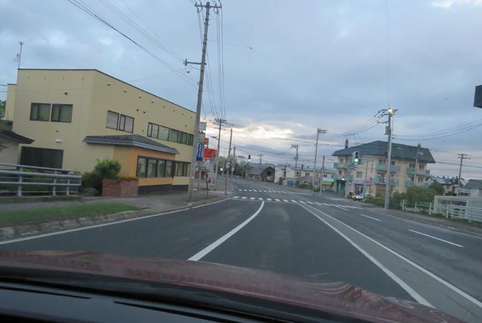 webnews今朝の北見/無加川橋を渡り南大通り交差点方向