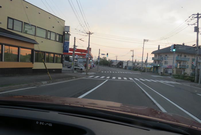webnews今朝の北見/無加川橋を渡り南大通り交差点方向