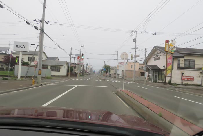 webnews今朝の北見／とん田通り、南大通り交差点から国道39号方向