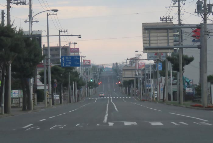 webnews今朝の北見/交差点から奥は常呂方面