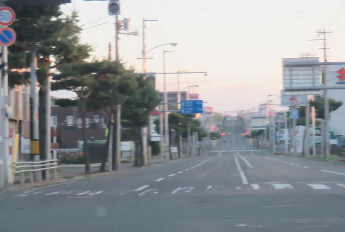 webnews今朝の北見/交差点から奥は常呂方面