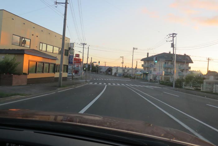 webnews今朝の北見/無加川橋を渡り南大通り交差点方向