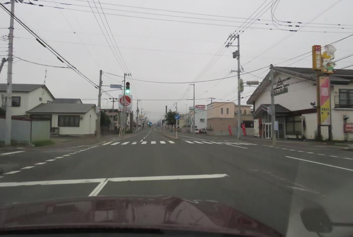 webnews今朝の北見/とん田通り、南大通り交差点から国道39号方向