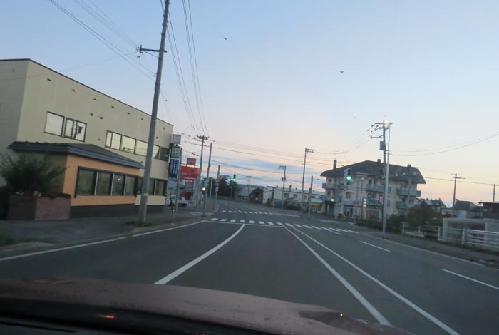 webnews今朝の北見/無加川橋を渡り南大通り交差点方向