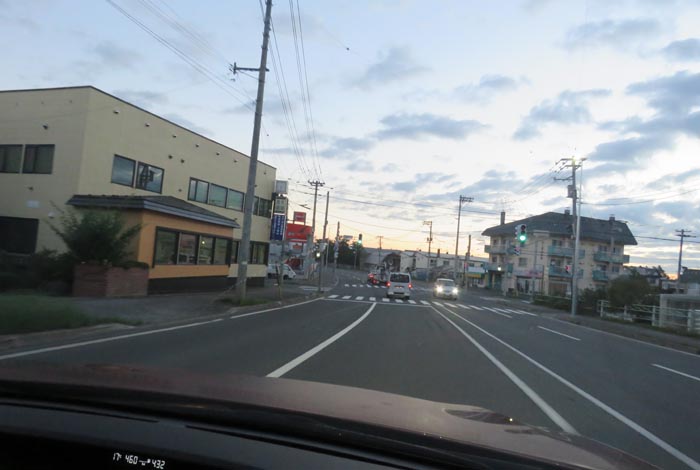 webnews今朝の北見/無加川橋を渡り南大通り交差点方向