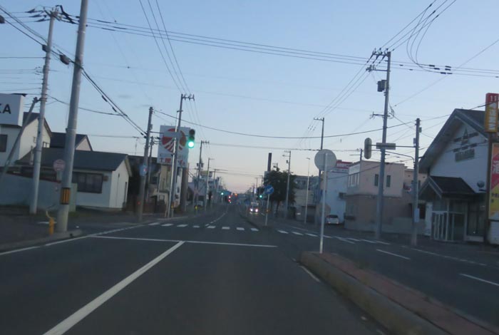 webnews今朝の北見/とん田通り、南大通り交差点から国道39号方向