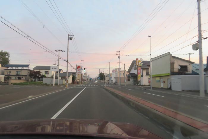 webnews今朝の北見/とん田通り、南大通り交差点から国道39号方向