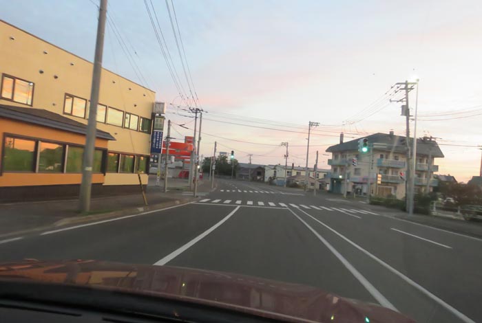 webnews今朝の北見/無加川橋を渡り南大通り交差点方向